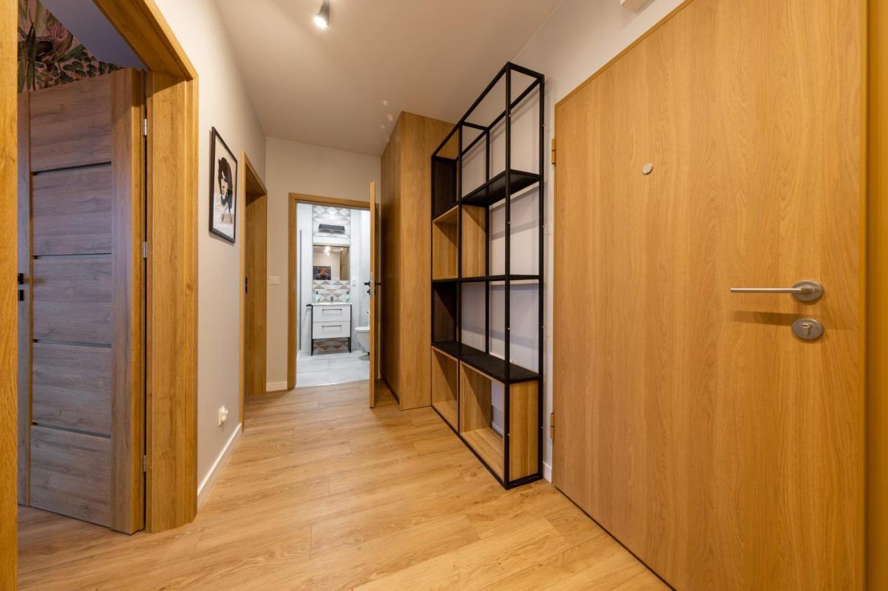 Apartament Luxury Two-Bedroom Białystok Esterno foto