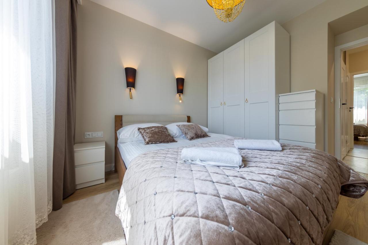 Apartament Luxury Two-Bedroom Białystok Esterno foto
