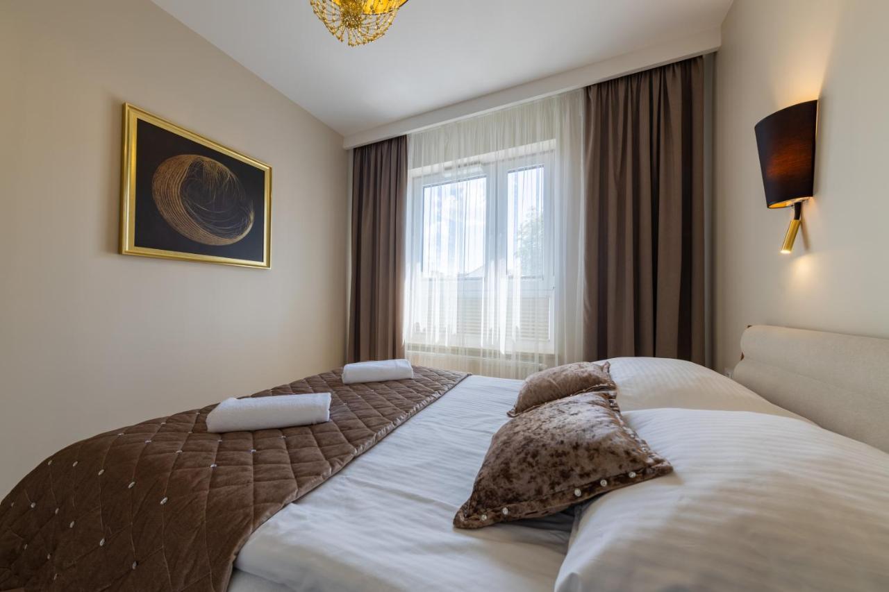 Apartament Luxury Two-Bedroom Białystok Esterno foto