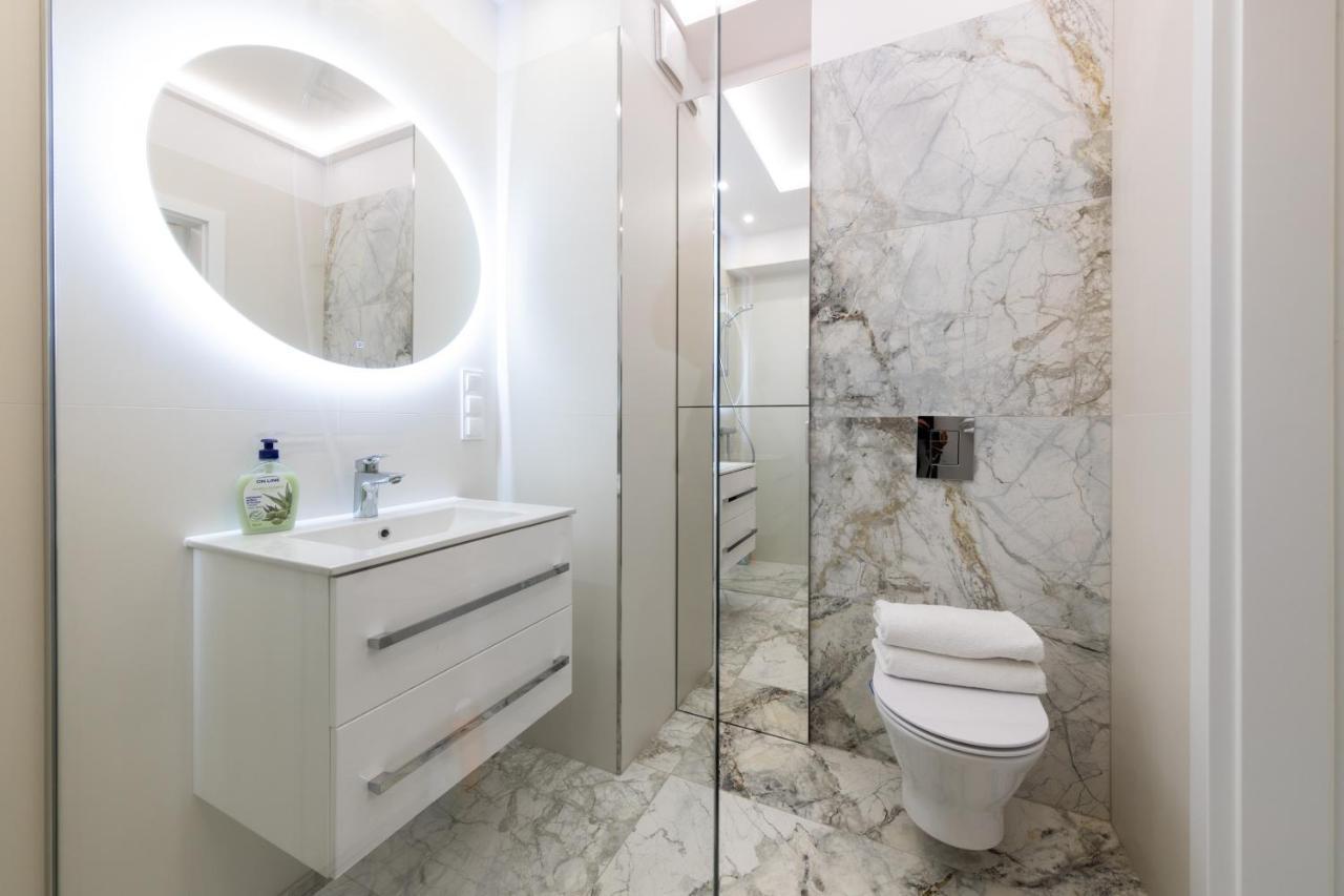 Apartament Luxury Two-Bedroom Białystok Esterno foto